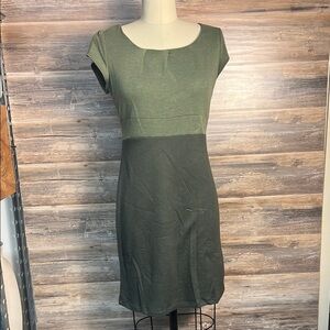 Yeliel Two Tone Green Tunic Dress NWT G5